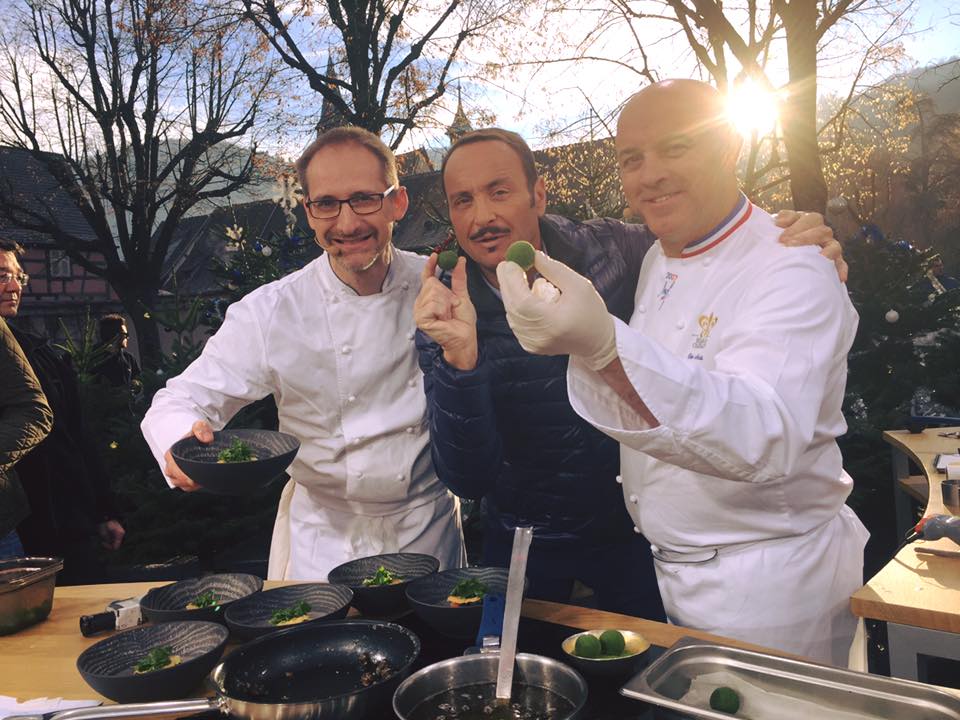 Julien Binz, Vincent Ferniot et Olivier Nasti sur le tournage de Midi en France