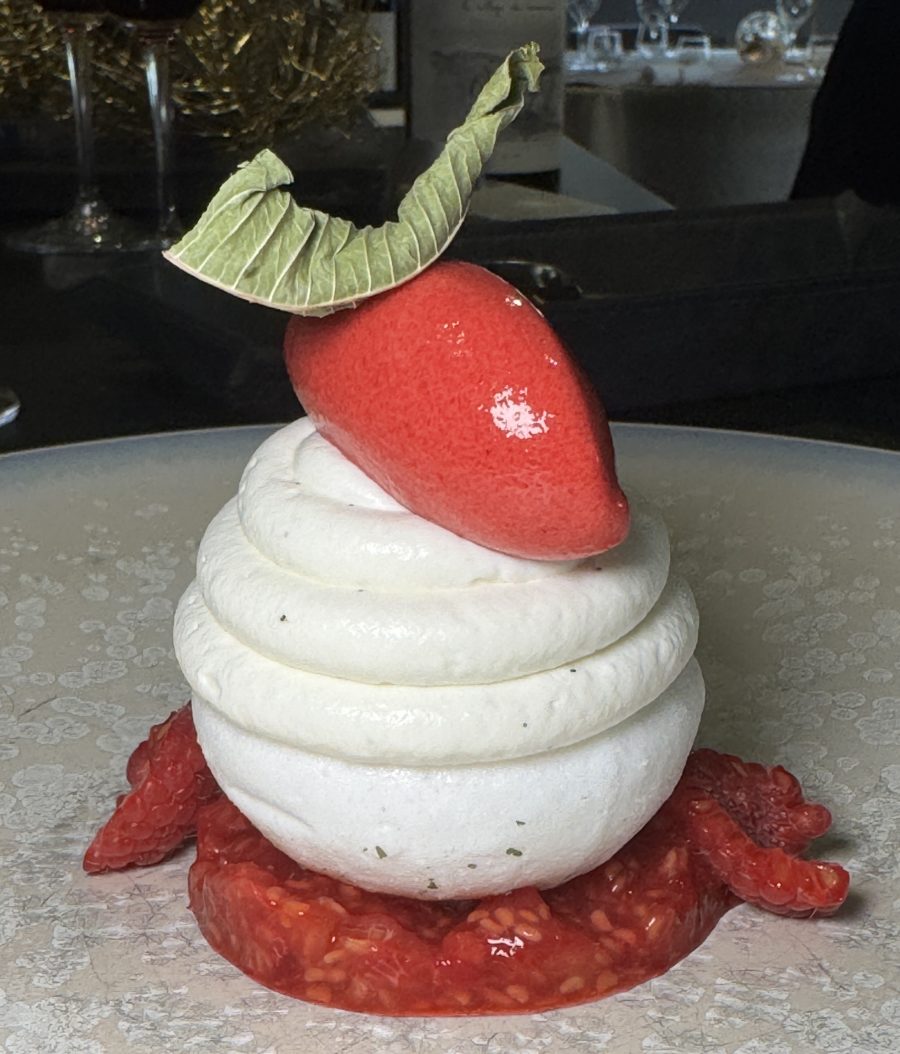 Vacherin moderne à la verveine & framboise 